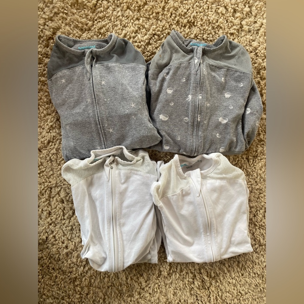 4 Snoo size small swaddles